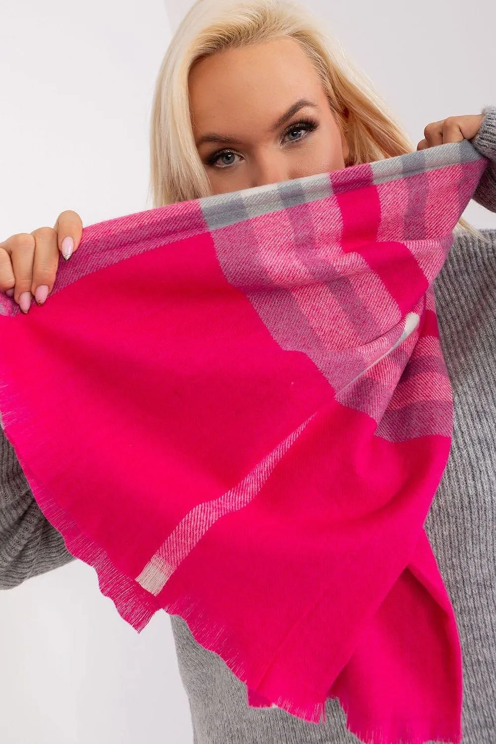 Chic Plaid Winter Scarf
