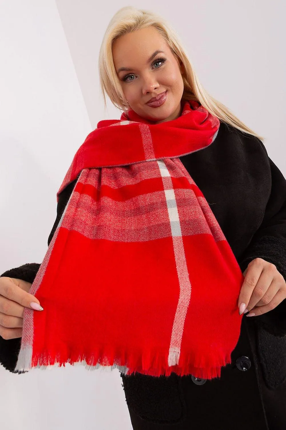 Chic Plaid Winter Scarf
