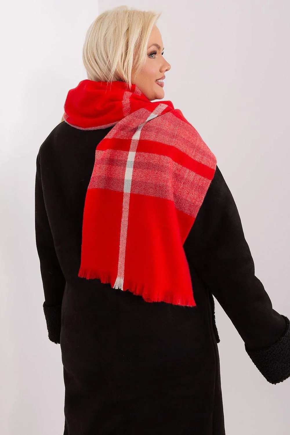 Chic Plaid Winter Scarf