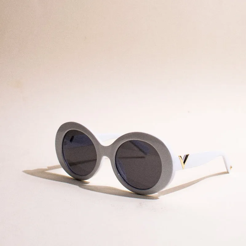 Go Vintage Oversized White Sunglass