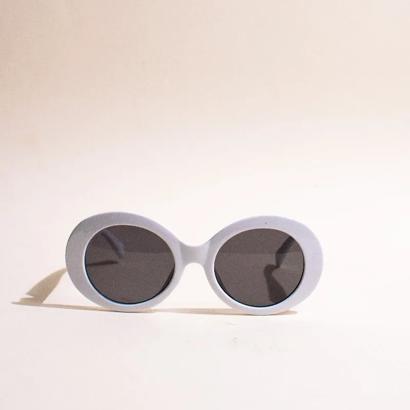 Go Vintage Oversized White Sunglass