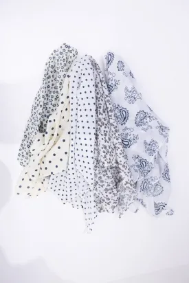 Light Printed Small Pattern Neck Scarf – Chic & Stylish