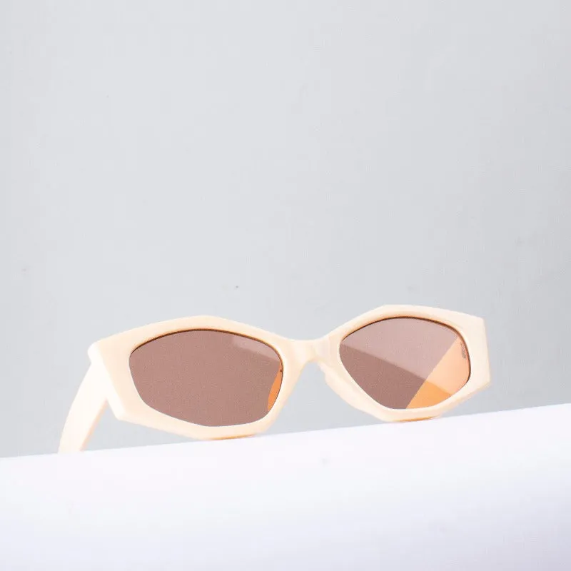 Signature Aura Sunglass