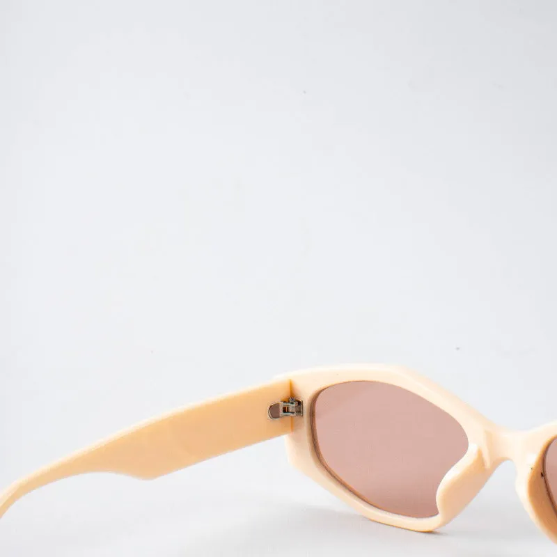 Signature Aura Sunglass