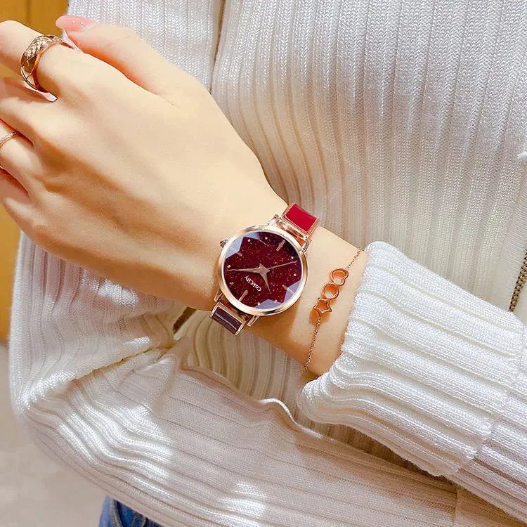 Women Fashion Diamond Watch with Classy Bracelet