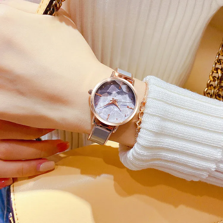 Women Fashion Diamond Watch with Classy Bracelet