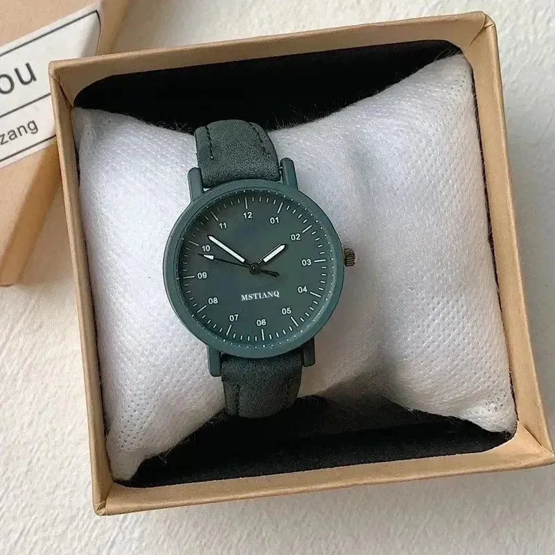 Women Luxury Quartz Watch Waterproof Round Dial Retro Style