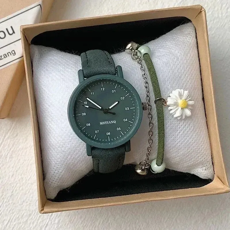 Women Luxury Quartz Watch Waterproof Round Dial Retro Style