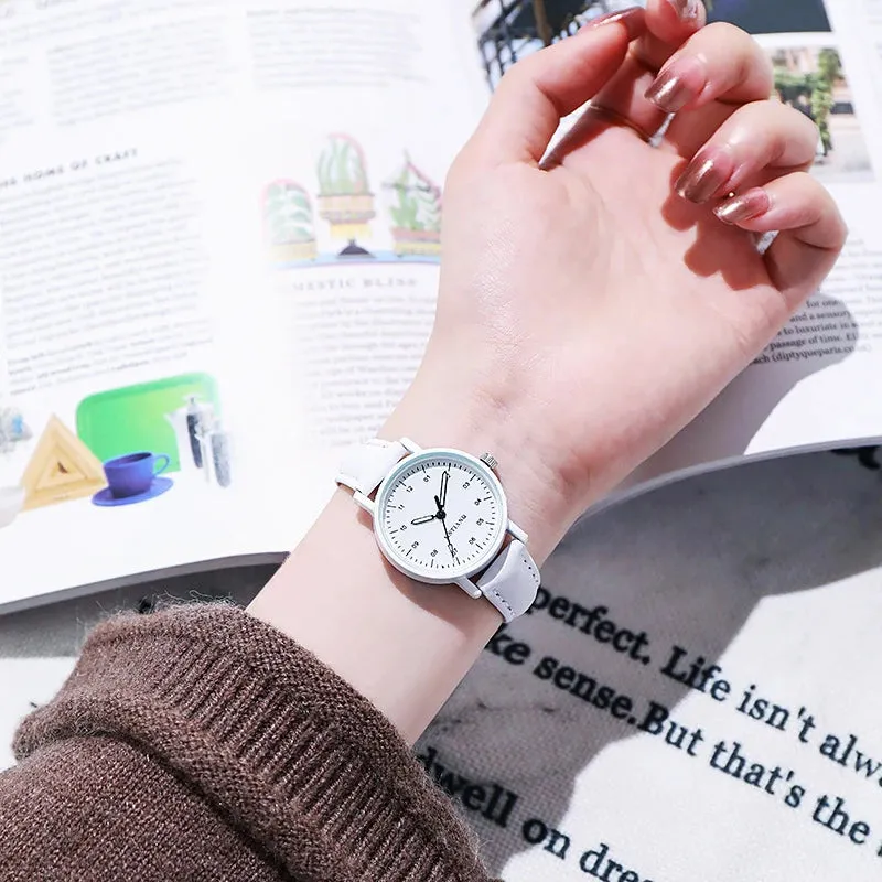 Women Luxury Quartz Watch Waterproof Round Dial Retro Style