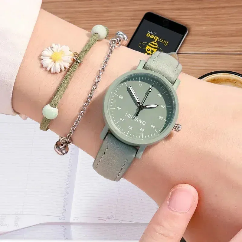 Women Luxury Quartz Watch Waterproof Round Dial Retro Style